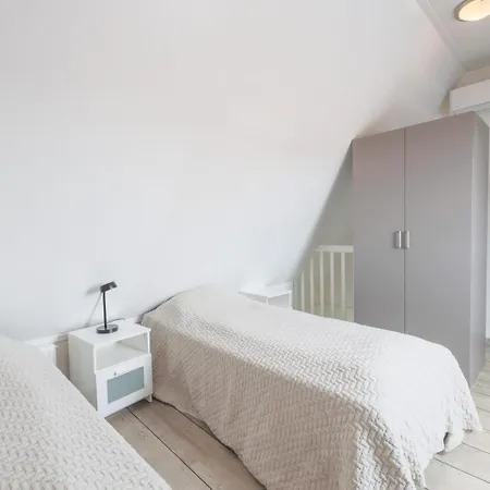 Weststraat 22 - - Oost 3p *