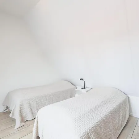 Weststraat 22 - - Oost 3p Ouddorp