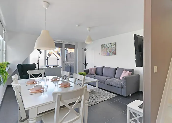 Weststraat 22 - - Oost 3p Ouddorp